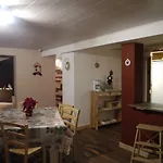 Entre-parentheses Casa de Férias