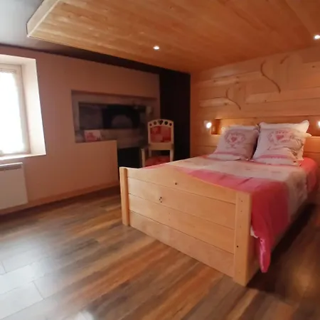 Entre-parenthèses,gîte Avec Spa,proche Gérardmer Et La Bresse Сasa de vacaciones Vagney
