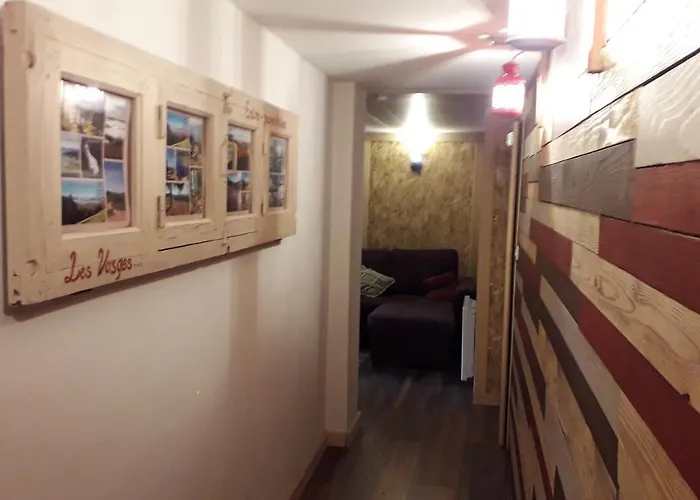 Entre-parentheses Dom wakacyjny Vagney